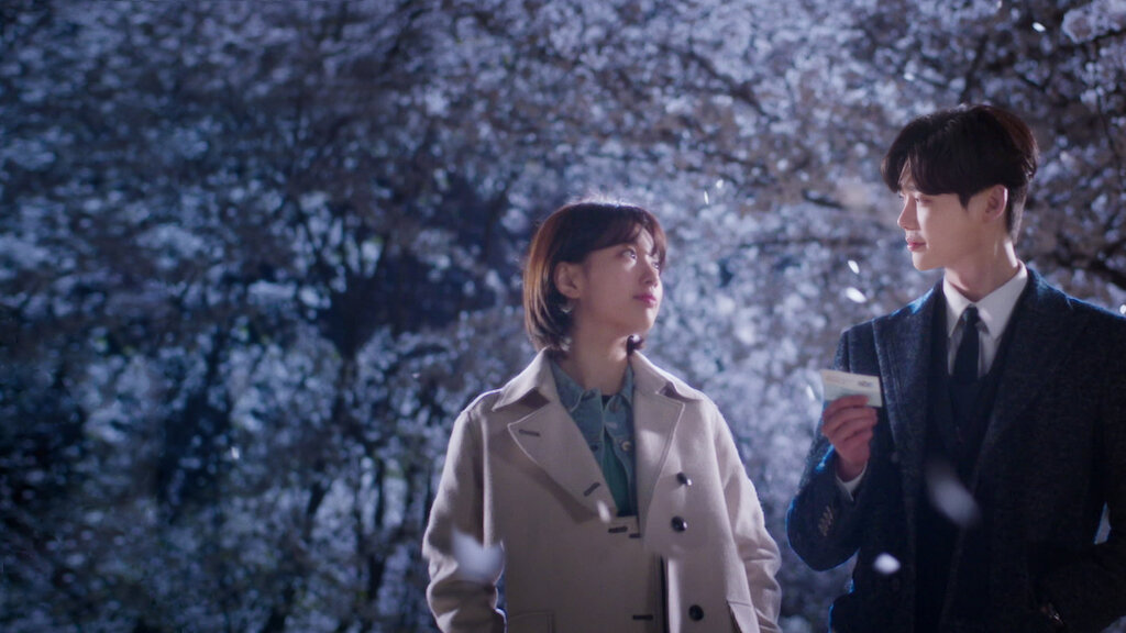 K Drama Premiere Lee Jong Suk S While You Were Sleeping Struts An Amazing Cast And Clever Writing